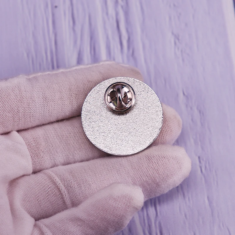 Эмалированная брошь с изображением скейта козы черепа Люцифера металлические