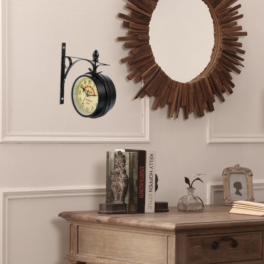 

Retro Wrought Iron Antique Double-sided Clock Wall Clock Room Wall Decoration