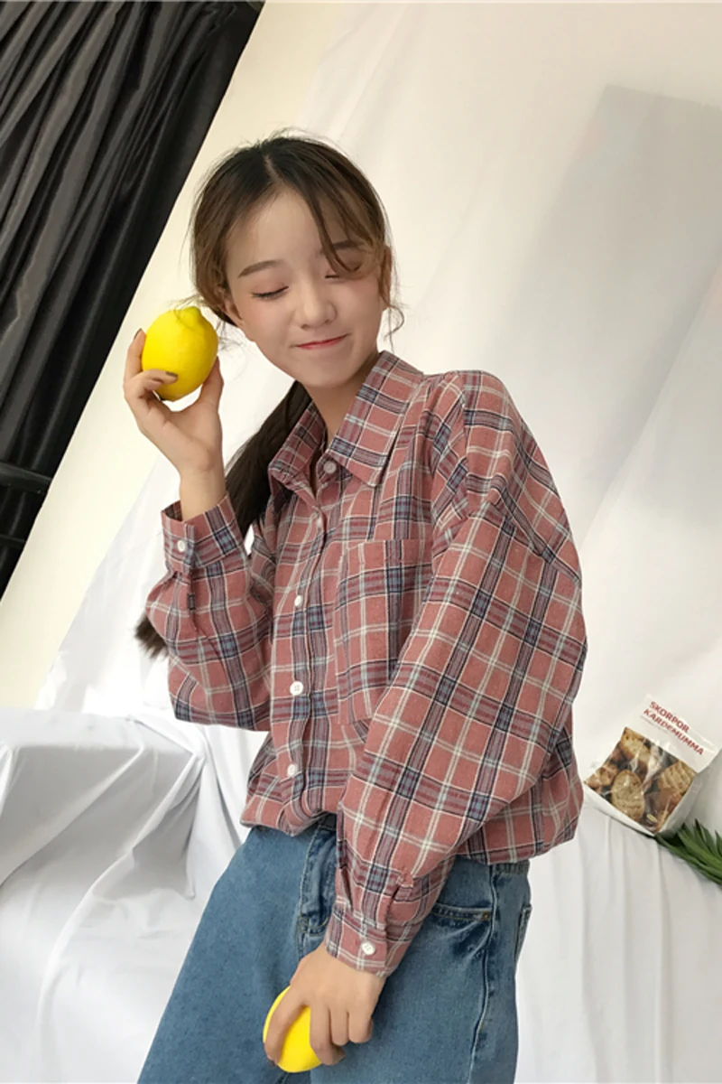 Женская клетчатая блузка с карманами универсальная Свободная рубашка в