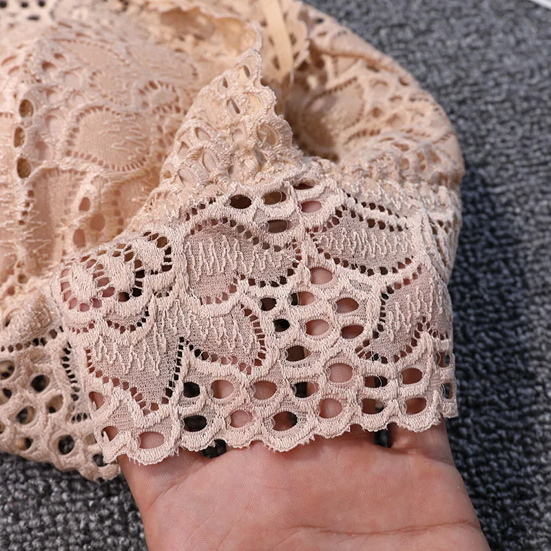

Fashion New Ladies Sexy Lace Print Deep V-Neck Solid Color Lace Hem Camisole