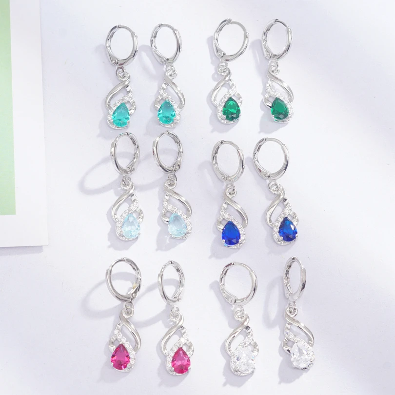 Крученые серьги-кольца в виде капель с кубическим цирконием OL стиль простой