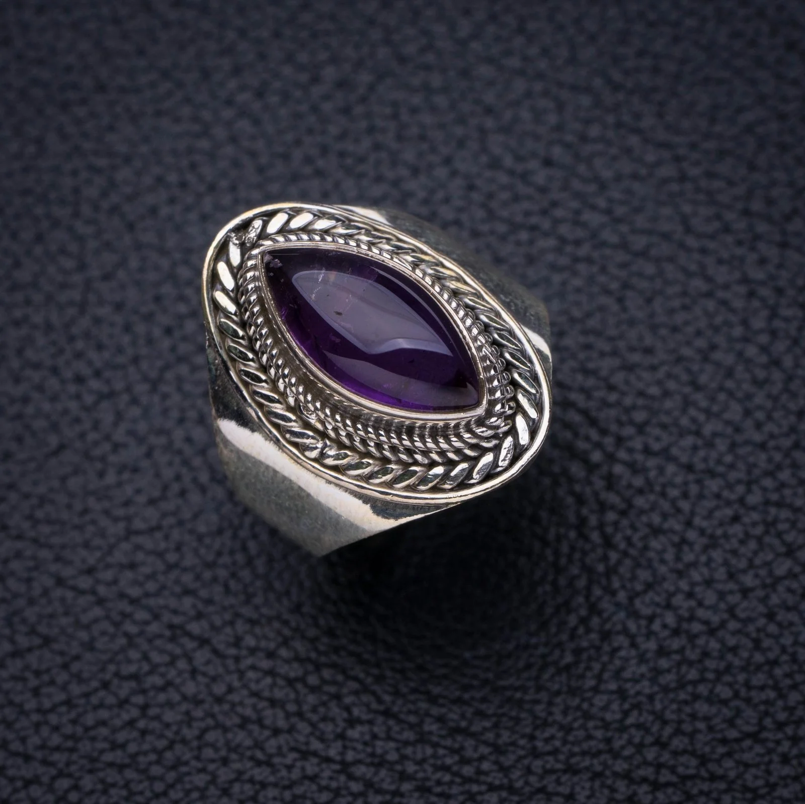 

StarGems Natural Amethyst Handmade 925 Sterling Silver Ring 7 E7051