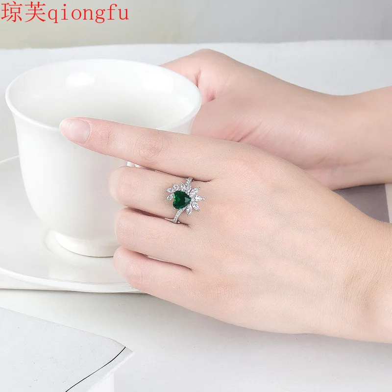 

Qiongfu Luxury Horse Eye Love Heart Shaped Green Diamond Ring Electroplated White Gold Synthetic Emerald Fashion Gem Ring