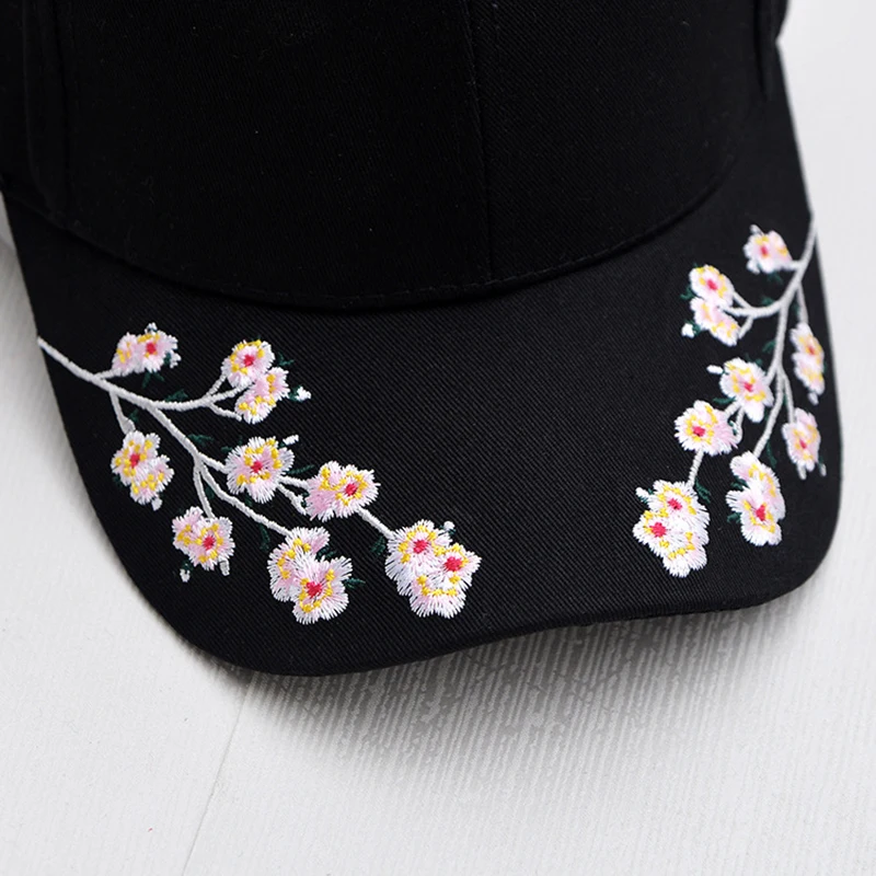 

Women Man Fashion Leisure Sports Adjustable Flower Embroidered Baseball Cap Casual Sunshade Harajuku Style Hip Hop Visor Hat
