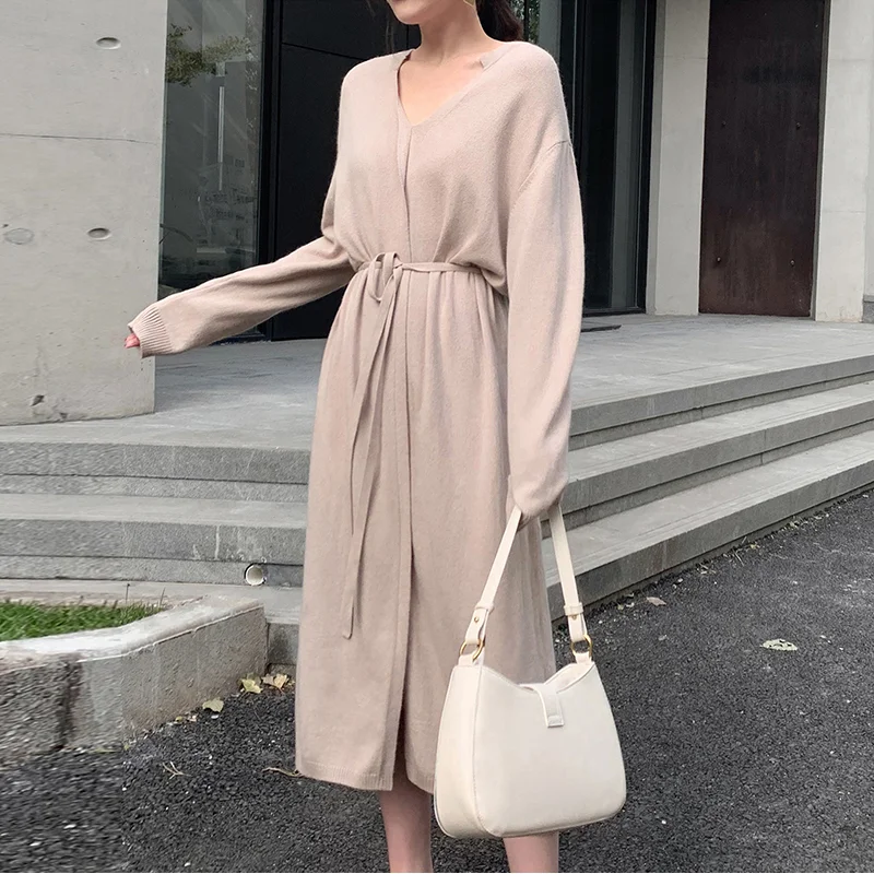 

Korean Chic Dresses Women Elegant Solid Midi Dress With Belt 2020 V Neck Long Sleeve Casual Knitted Sweater Dress Robe Fashion
