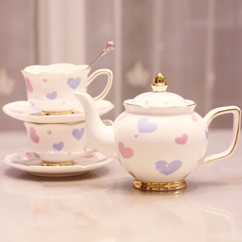 

European coffee cup set Bone China English Afternoon Tea Set Phnom Penh porcelain teapot tazones para café Tea Cup Creative Gift
