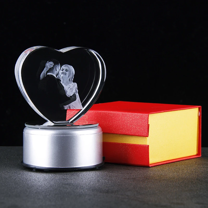 

Personalized 3D Image Crystal Photo Frame with Rotating LED Base Laser Engraved Heart Glass Album Gifts for Wedding Anniversary