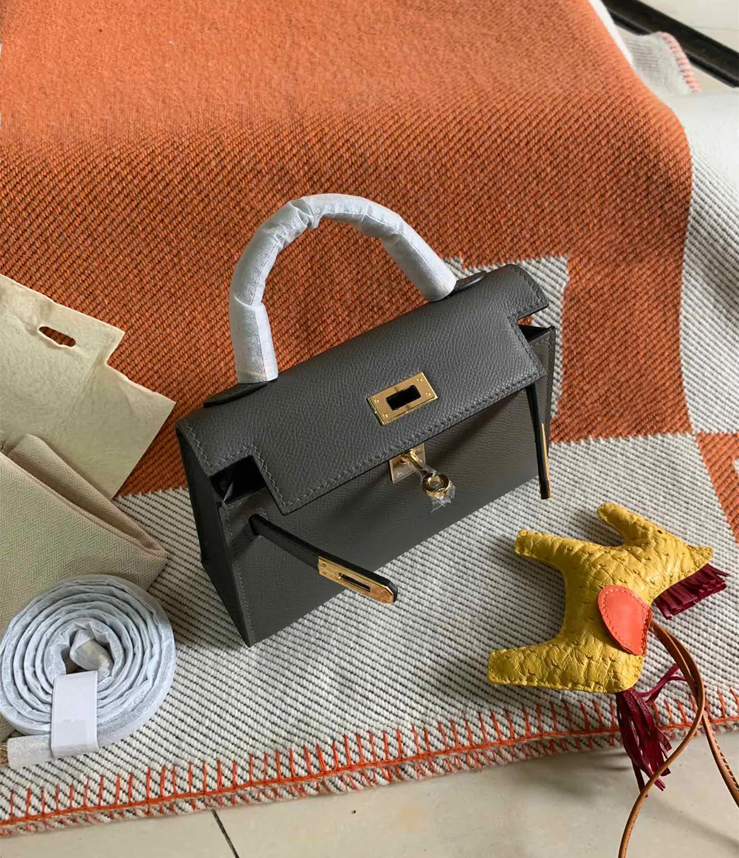 

DESIGNERS MINI HANDBAG,19.5cm,Gris Etain Color,Epsom Leather, Handmade quality, Fast delivery