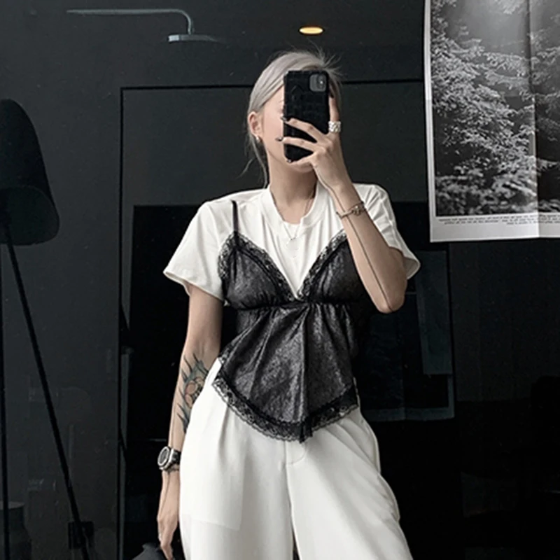 

SISPELL Patchwork Lace T Shirt For Female O Neck Short Sleeve High Waist Slimming Women's Casual T Shirt Fashion Summer 2021