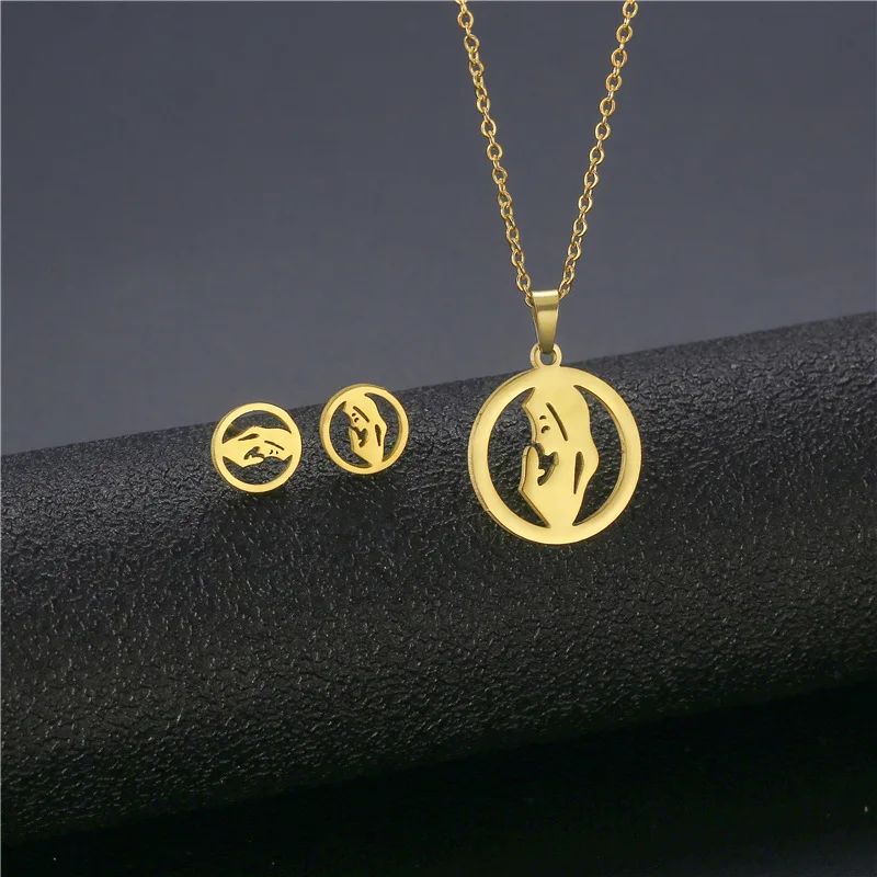 

Small Stainless Steel Character girls lady wife Pendant Chain Necklace Wedding Gift Love You Women Mother Jewelry