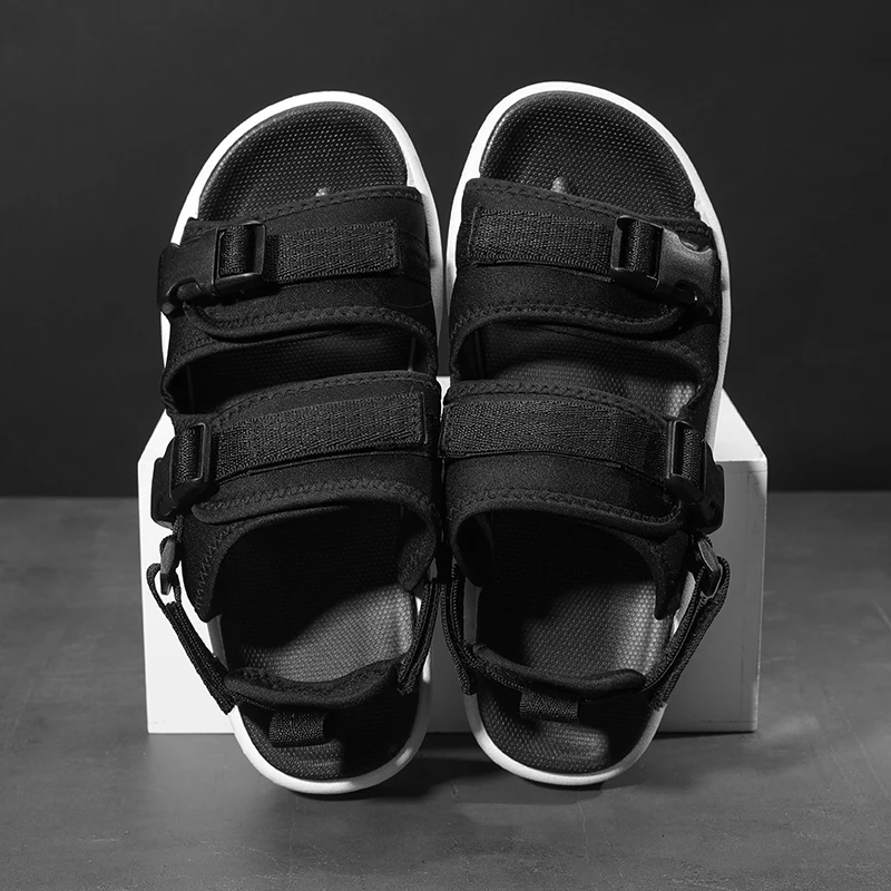 Лидер продаж Повседневная обувь Мужские шлепанцы черного и белого цвета Летние