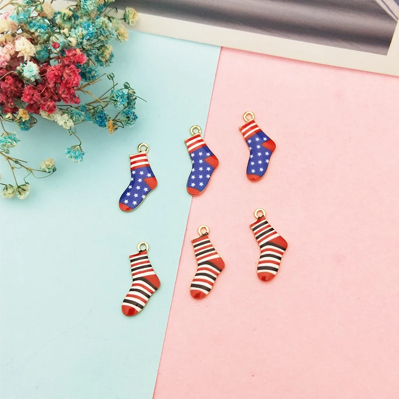 

10Pcs Christmas Socks Enamel Charms Stripe/Stars Socks Pendants Earrings Bracelets Floatings DIY Jewelry Accessories Xmas Decor