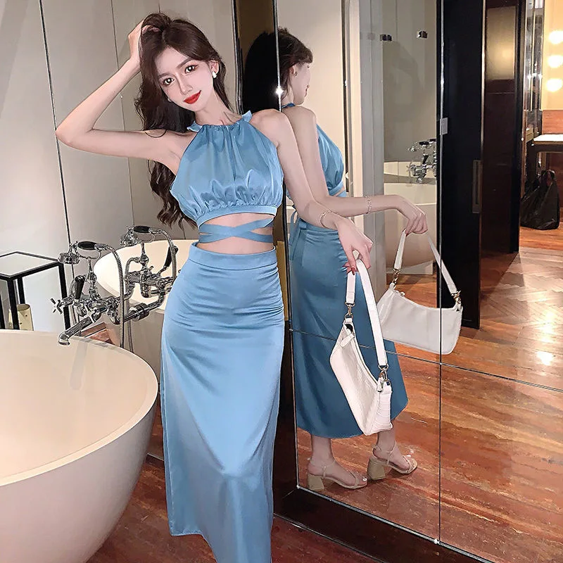 

2021 French Vintage Temperament Solid Skirts Female Fashion Design Halter Sleeveless Crop Tops +high Waist Skirt Two Piece Sets