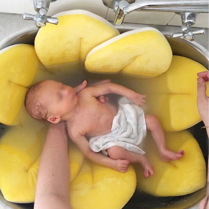 

Ruizhi Lovely Cartoon Sunflower Flower Cushion Baby Bath Pocket Cushion Bath Newborn Safety Petal Pad Bath Mat RZ1241