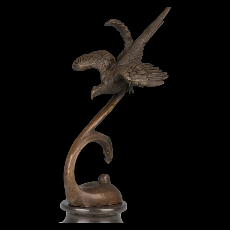

DW-092 Hot Selling Bronze Flying Bird Art Casting Bronze metal Wild bird flying from Tree statue figurines for Indoor Decoration