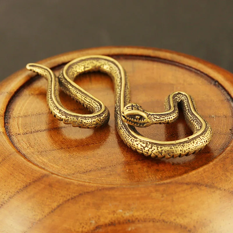 Латунный бронзовый брелок со змеей ручной работы винтажный Модный с животным