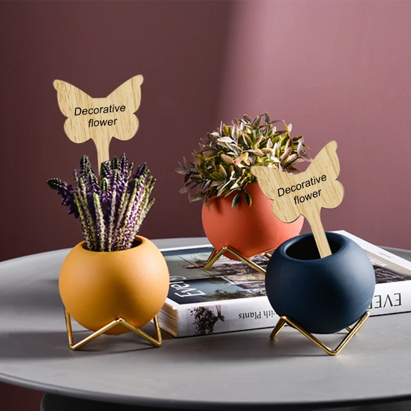 

30pcs Butterfly Shape Plant Labels Garden Markers Classification Writing Board