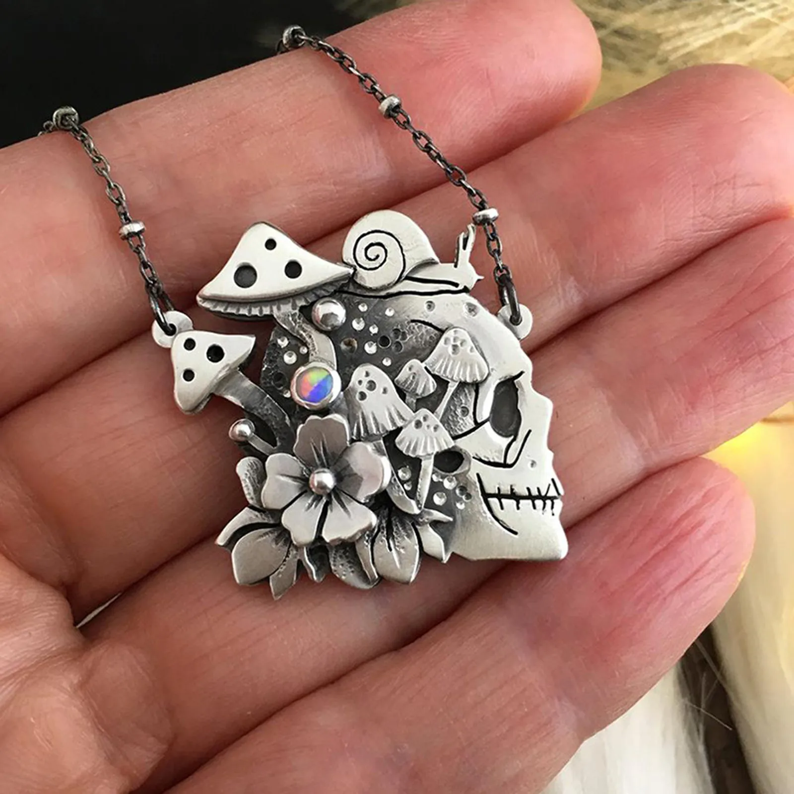 2021 аксессуары для женщин модное металлическое ожерелье с черепом грибком