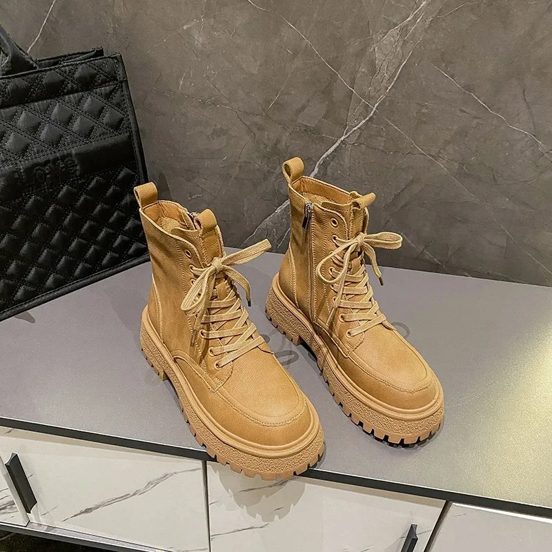 

Новинка осени 2021, модные женские Ботинки Martin на платформе со шнуровкой и боковой молнией, однотонные ботинки средней длины