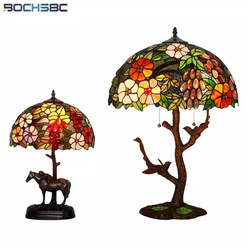Beste Bochsbc Tiffany Stijl Tafellamp Tuin Wijngaard Orchidee Bird Boom Bureaulamp Gebrandschilderd Glas Bed Verlichting Mozaïek Lichten