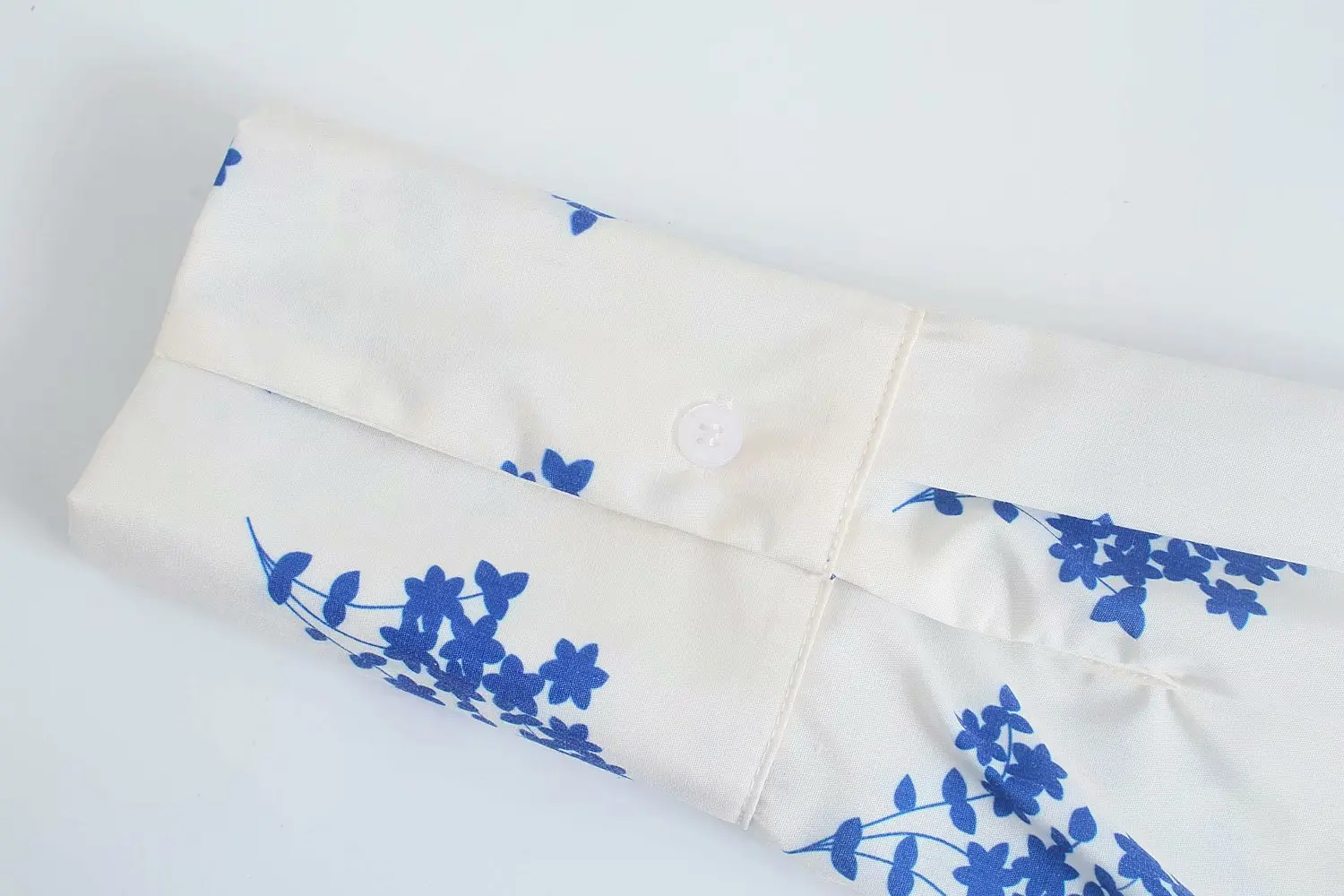 

Women Tops 2021 Summer New Print Long Sleeve Button Up Shirt Korean Fashion Clothing Casual Loose Pockets Lapel White Blouse