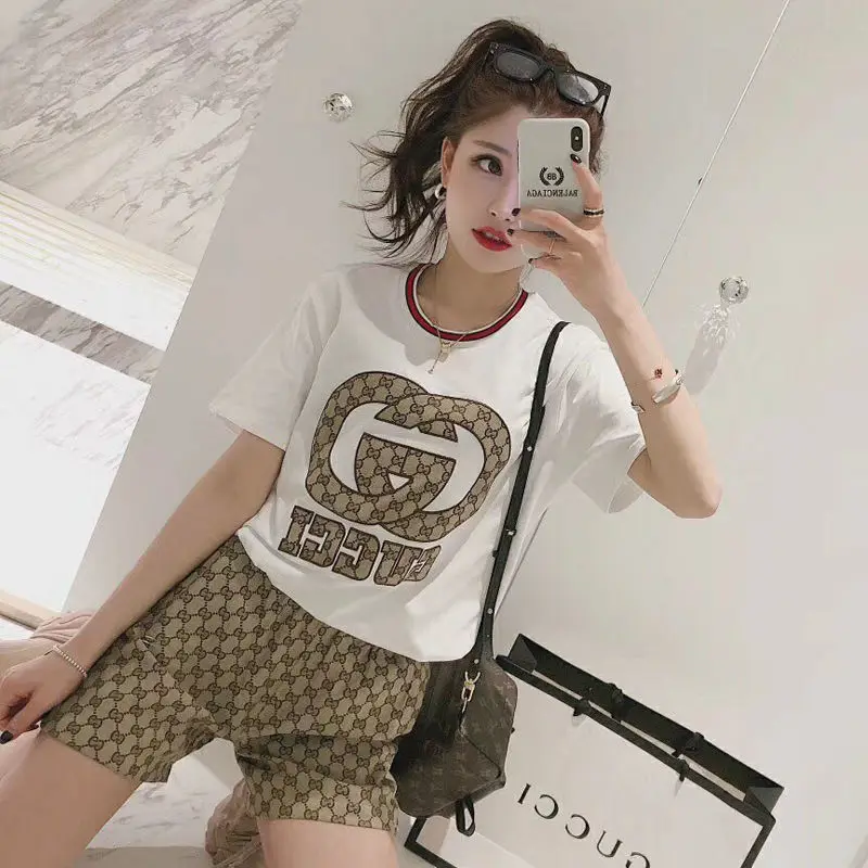 

2021 New T-shirt Tide Brand Embroidered Letter Two-piece Suit