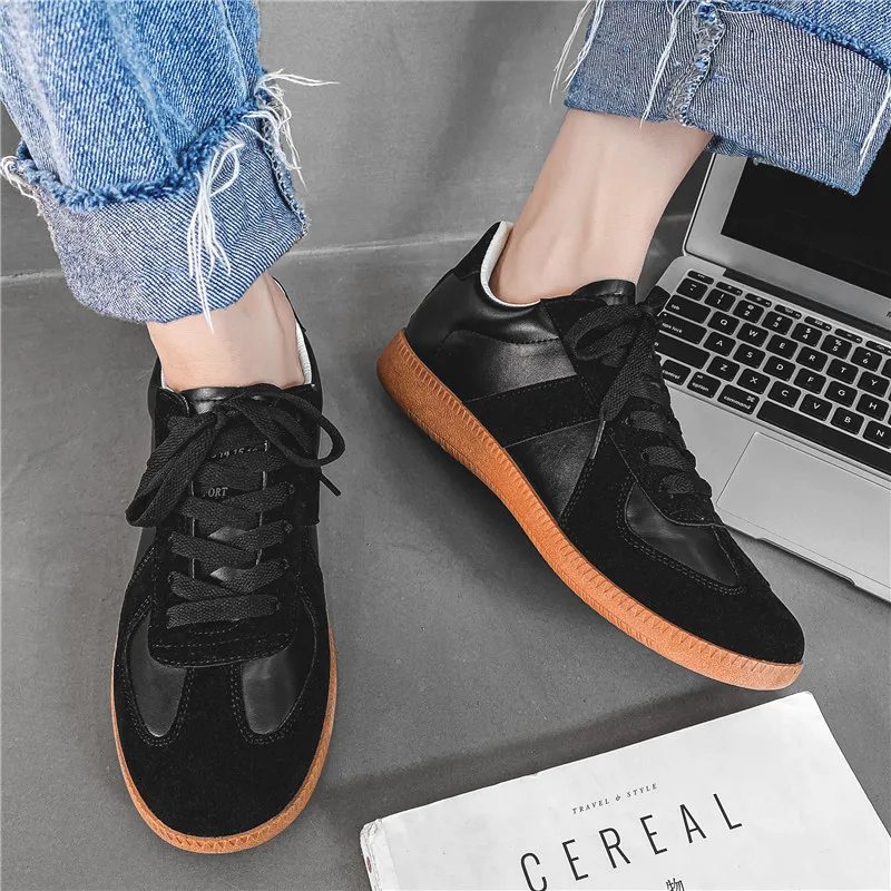 Tenis Hombre Men Tennis Shoes Sneakers Men Trend Comfortable Sports Shoes Male Ultra Light Walking Shoes Black Zapatillas