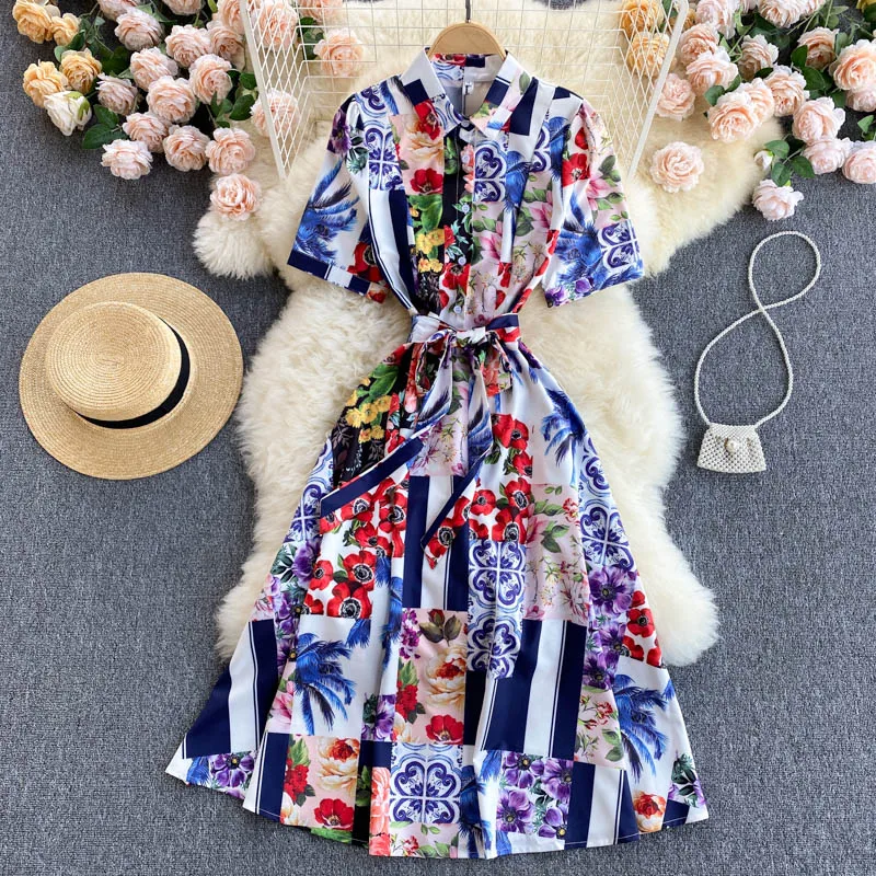 

European women's wear 2021 new trendy design sense niche color matching print short-sleeved temperament polo collar dress female