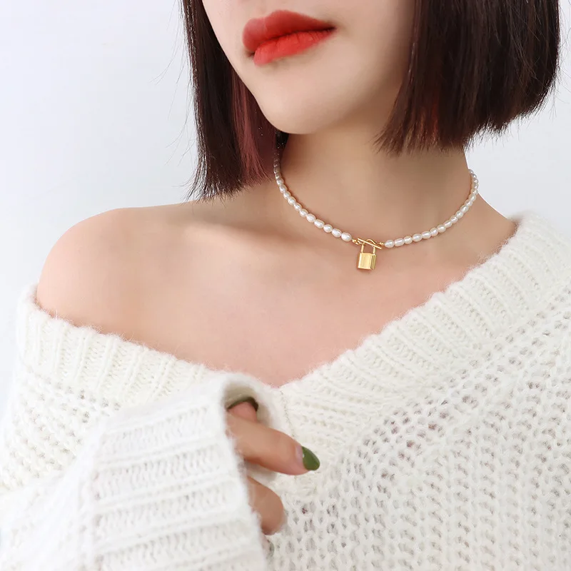 

LOVOACC Korean Trendy Gold Color Lock Key Pendant Necklace for Women Irregular Freshwater Pearl Beaded Chokers Necklaces Gifts