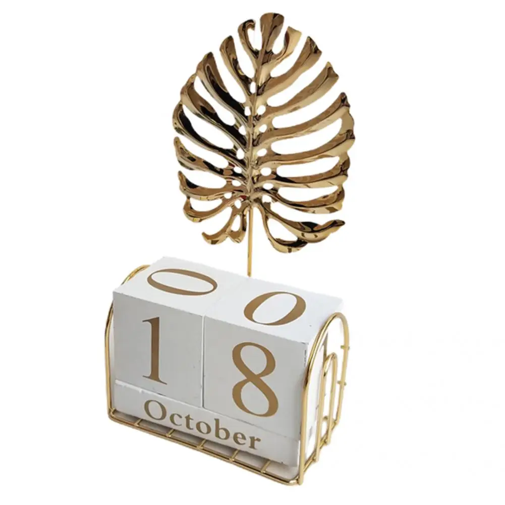 

Wood 1 Set High Quality Fashion Wooden Calendar Block Wide Usage Desk Calendar Exquisite Desk Decoration