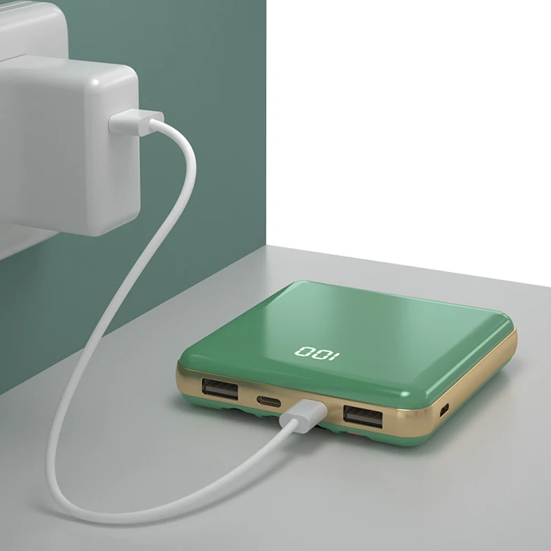 Внешний аккумулятор на 8000 мА · ч с USB-кабелем типа C | Внешние аккумуляторы