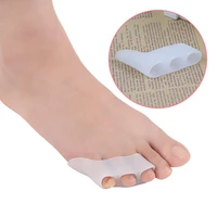 2pcs stretchy silicone foot fingers separator toe adjuster 3 holes little toe valgus corretcor protector reduce thumb friction