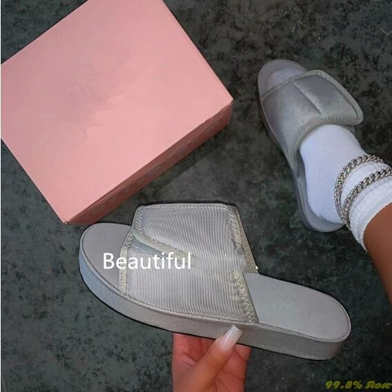 Сандалии женские универсальные для дома прочные шлепанцы плоская подошва