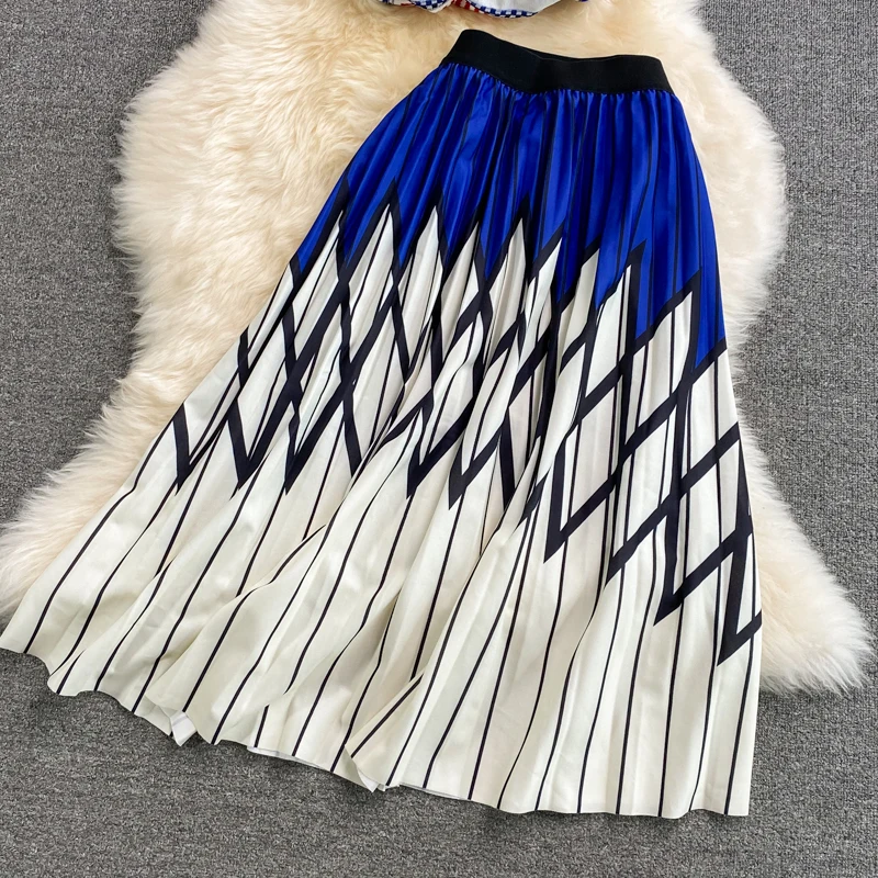 New Arrival Summer Stripe Knit Tops and Printed A-line Long Skirt Two piece Sets Women Runway Design Fashion Knit Set Suit