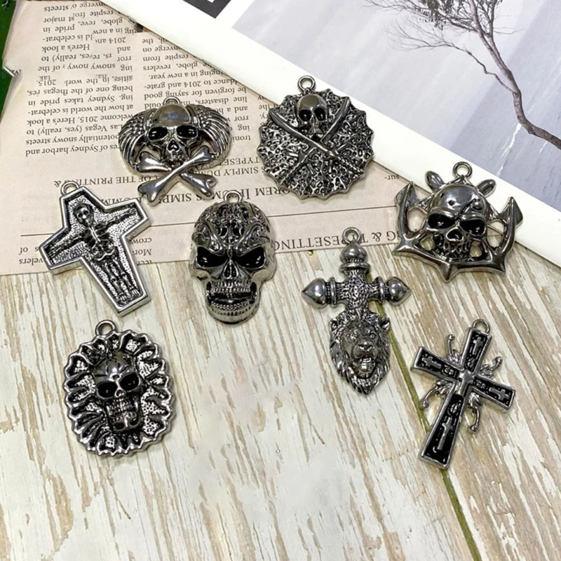 Подвески в виде креста с изображением скелета бриллиантовые серьги поделки