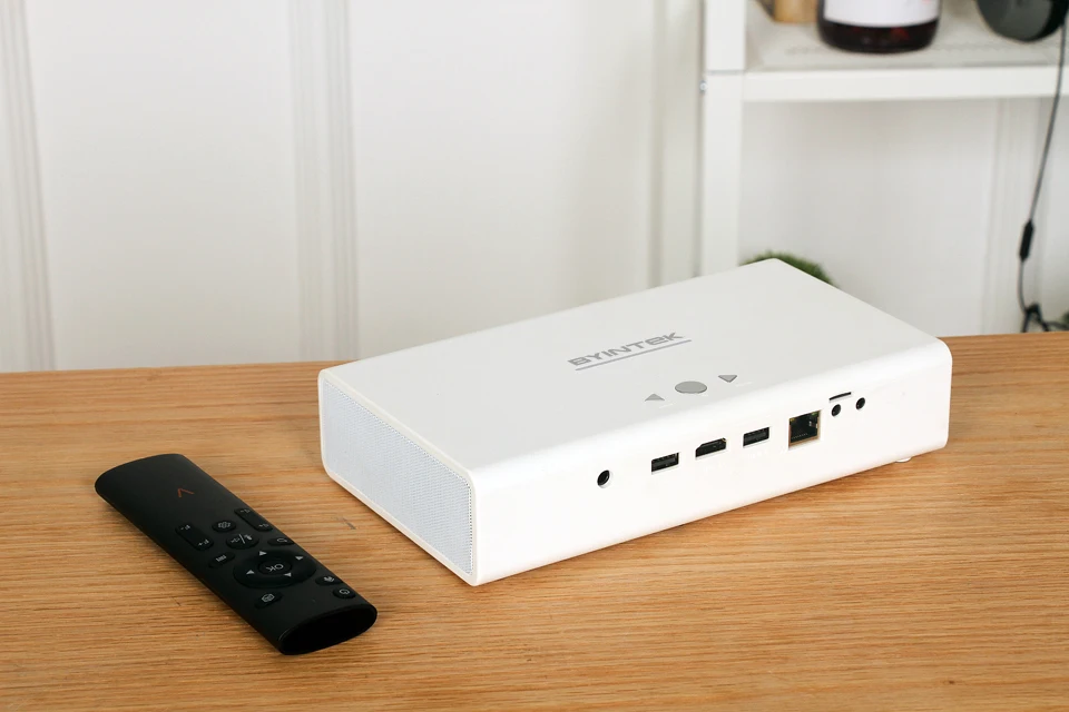 BYINTEK бренд UFO R19 300 дюймов 3D Смарт Android wifi видео светодиодный портативный мини проектор HD DLP для Full HD 1080P HDMI 4K Iphone 11