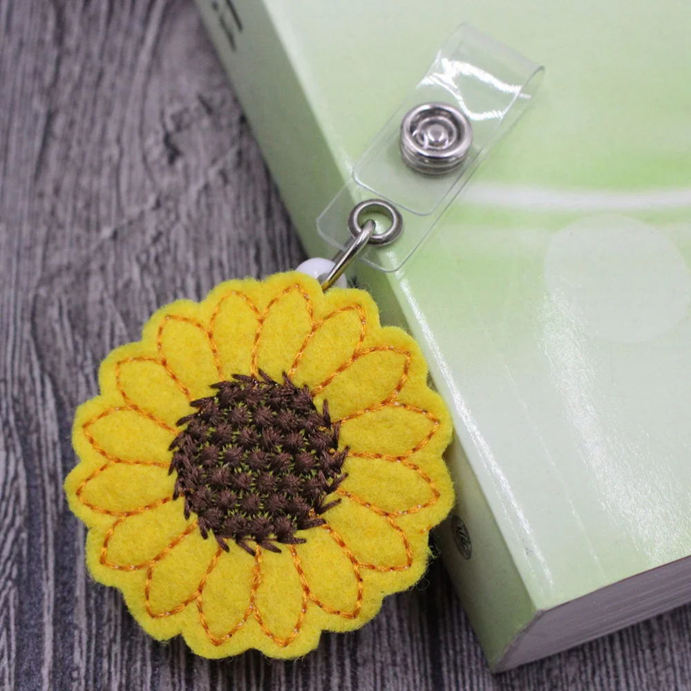 

5pcs Sunflower Design Badge Holder Anti-lost ID Holder Work Badges Accessories for Nurse Officer Daily Use