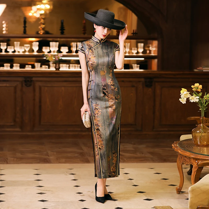

four high-end catwalk cheongsam silk silk new wind traditional old Shanghai split long years of the republic of China