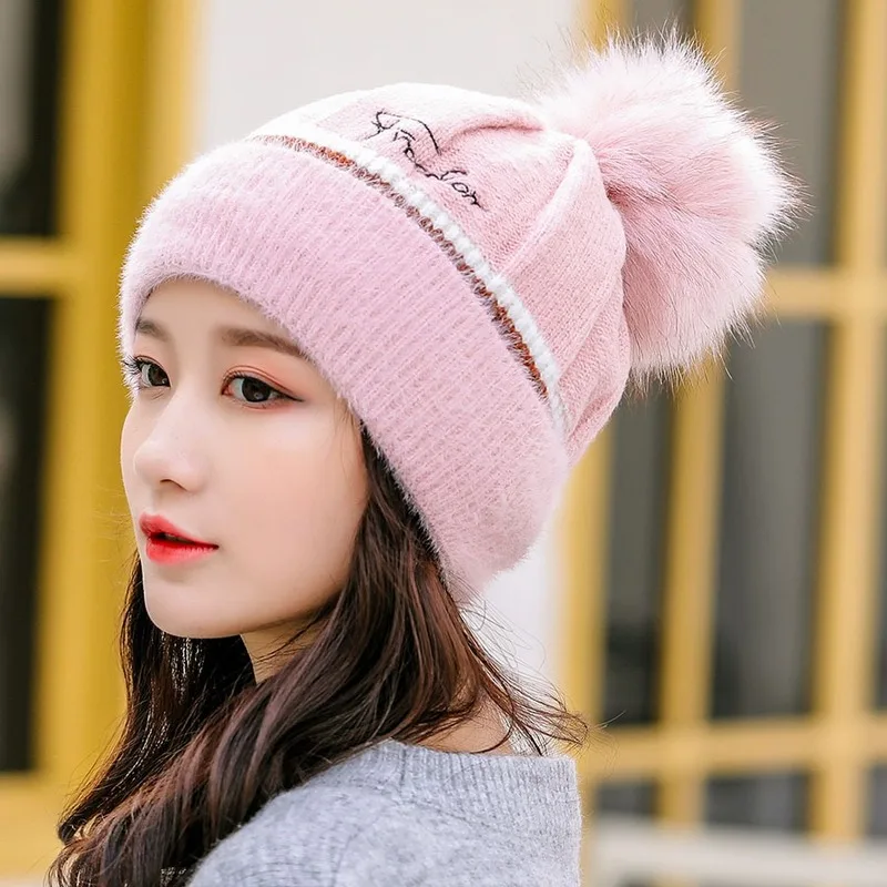 2019 winter plus velvet thick warm knitted sweater hat ladies Japan and South Korea new wild fashion big hair ball wool | Аксессуары для