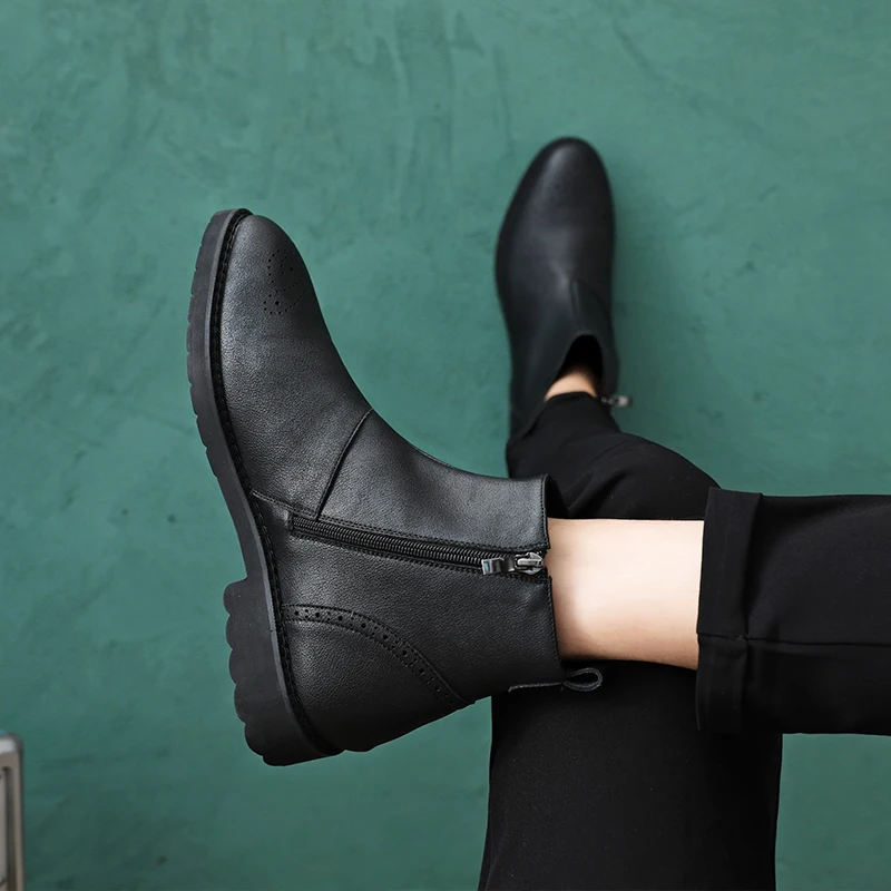 

Yomior New Vintage British Black Men Shoes Casual Autumn Winter Dress Ankle Boots High Quality Leather Military Western Boots
