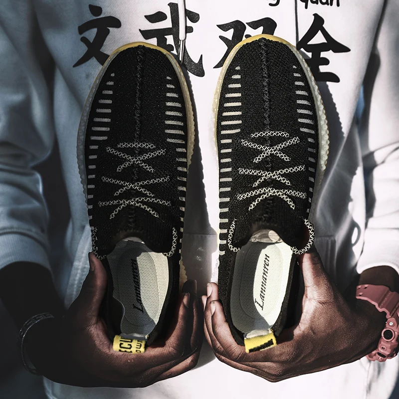 

2019 Men's fashion shoes spring and autumn casual shoes trend breathable lightweight sneaker designer brand black white sneakers