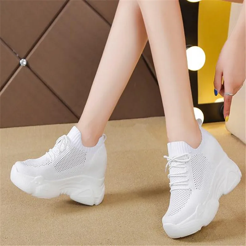 Кроссовки женские на массивной платформе повседневная обувь толстой подошве