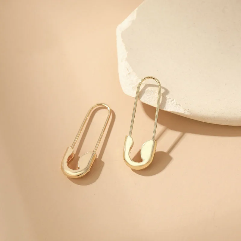 

2021 Minimalist Paperclip U-shape Stainless Steel Small Stud Earrings for Women Trendy Safety Pin Piercing Earrings Punk Jewelry