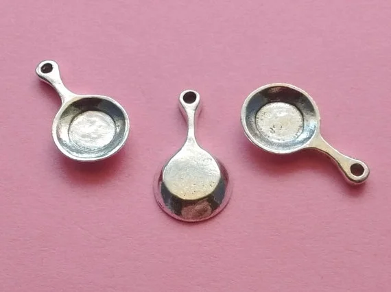 

30pcs /lot Pan frying pan DIY Handmade Pendant Necklace Bracelet Earrings Accessories Charms Findings Jewelry Making Supplies