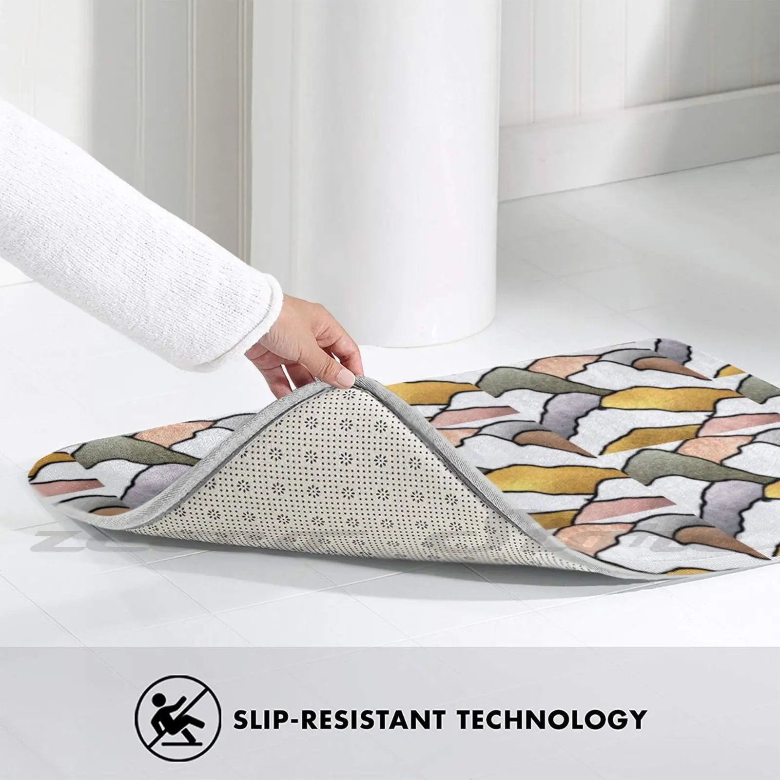 Коврик из смешанных металлов с изображением скручивающихся гор (Австралия)