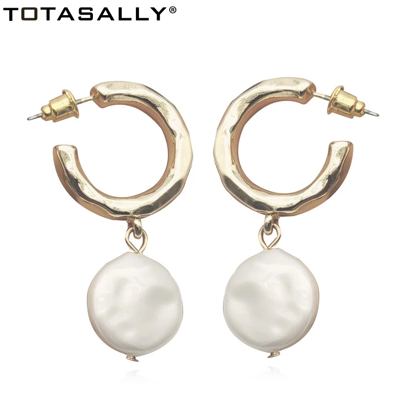 TOTASALLY Fashion Women Imitation Pearl Earrings Baroque Irregular hoop Vintage Party Jewelry | Украшения и аксессуары