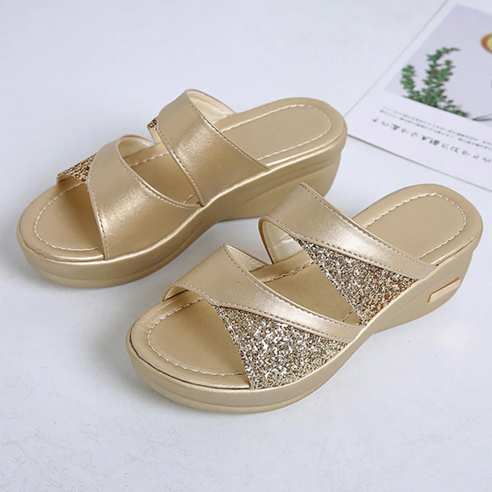 

Slippers with Shiny Slope Heels The Latest Sequined Flat-bottomed Flat Sandals and Slippers for Women In Summer Zapatos De Mujer