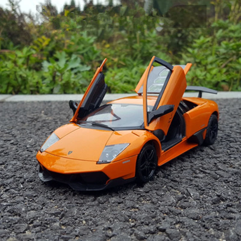 

1:24 Lamborghini Reventon Sports Alloy Car Model Diecasts & Toy Vehicles Metal Car Model Collection Simulation Car Boys Toy Gift