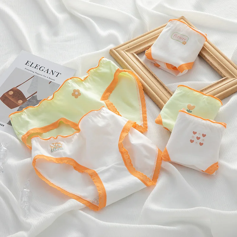 

Women Cotton Cute Love Printed Underwear Comfortable Mid Waist Girl Briefs Panties Cartoon Soft Underpants Intimates Lingerie