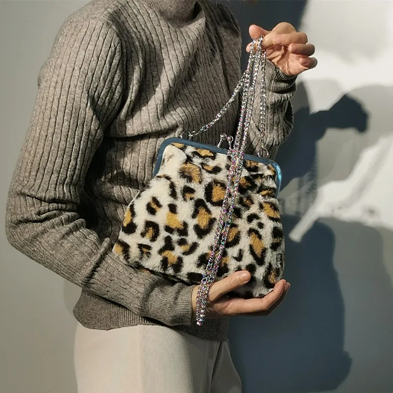 

Leopard Crossbody Bag Women Commuter Bag Luxury Brand Handbag Ladies Messenger Handbags bolsa de hombro